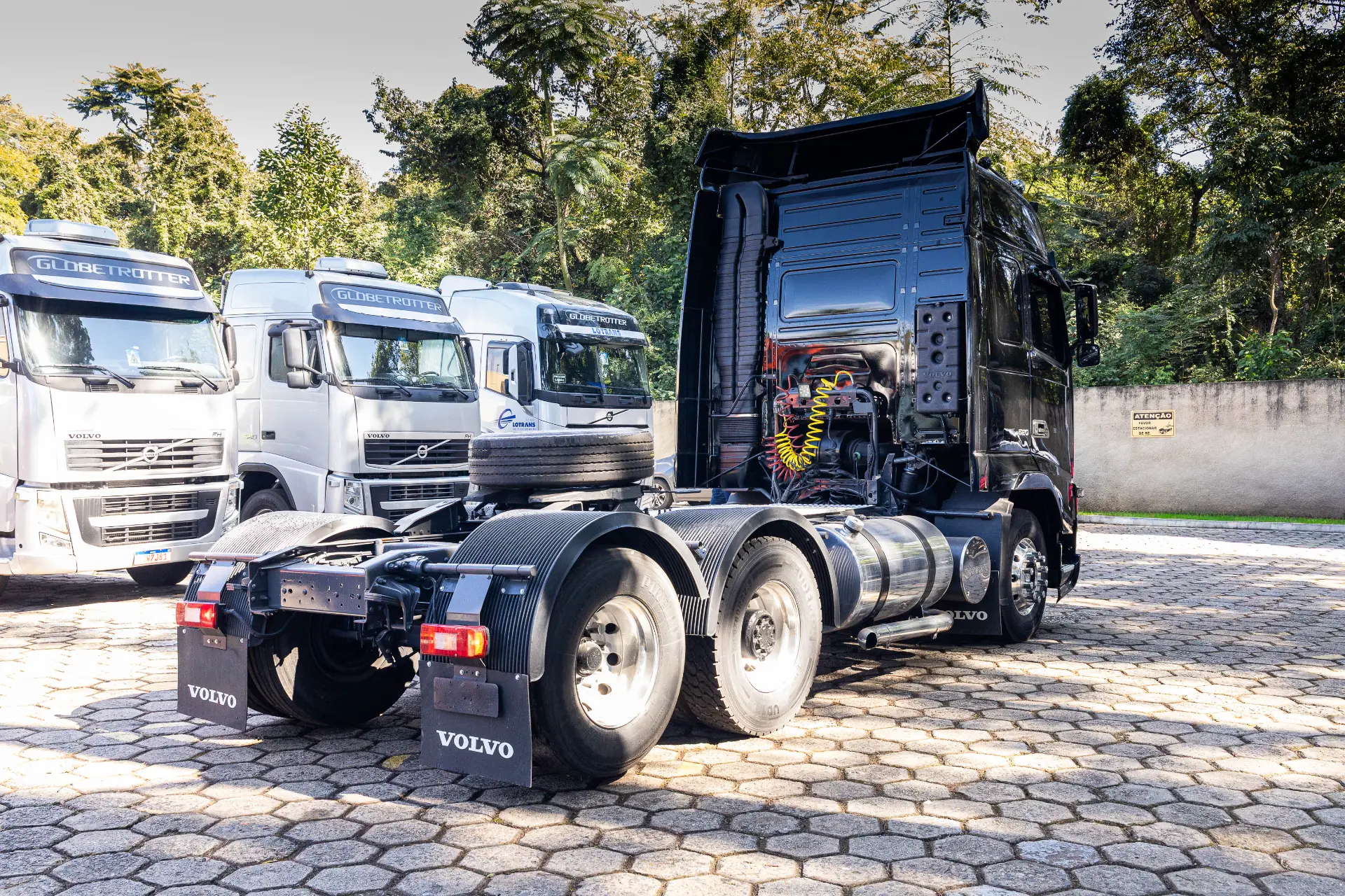 Volvo FH 520 6x2 2010 - foto 2
